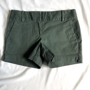 LOFT 4” Inseam Riviera Short